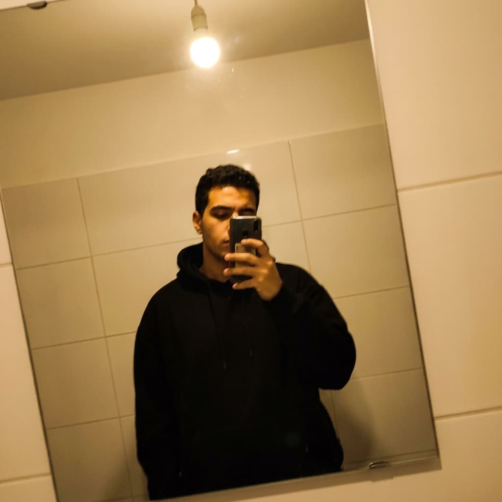Customer wearing Boxy Hoodie